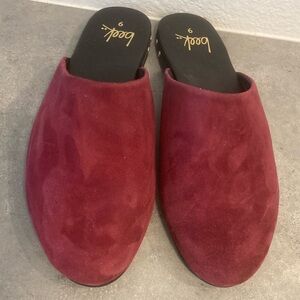 NWOT beek SISKIN Mule